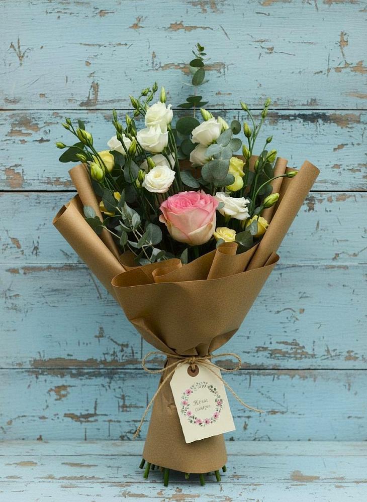 Букет цветов из: Розы и Лизиантусы в Супонево Брянская область