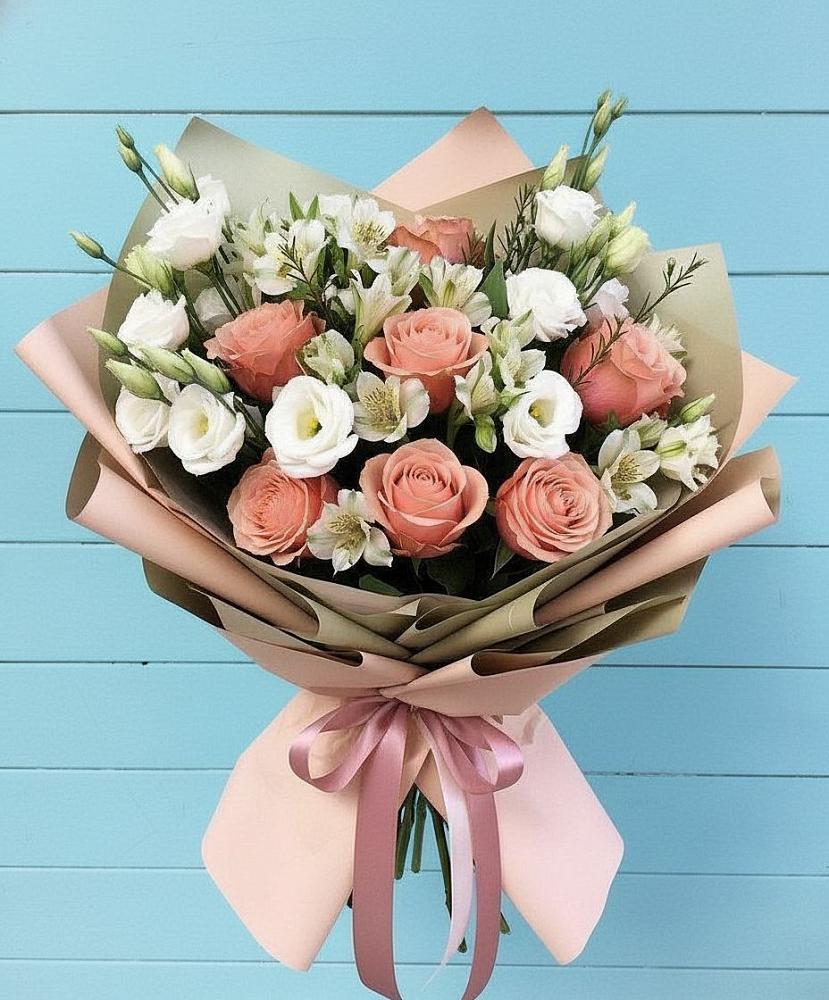 Букет цветов из: Розы, Альстромерии и Лизиантусы в Супонево Брянская область