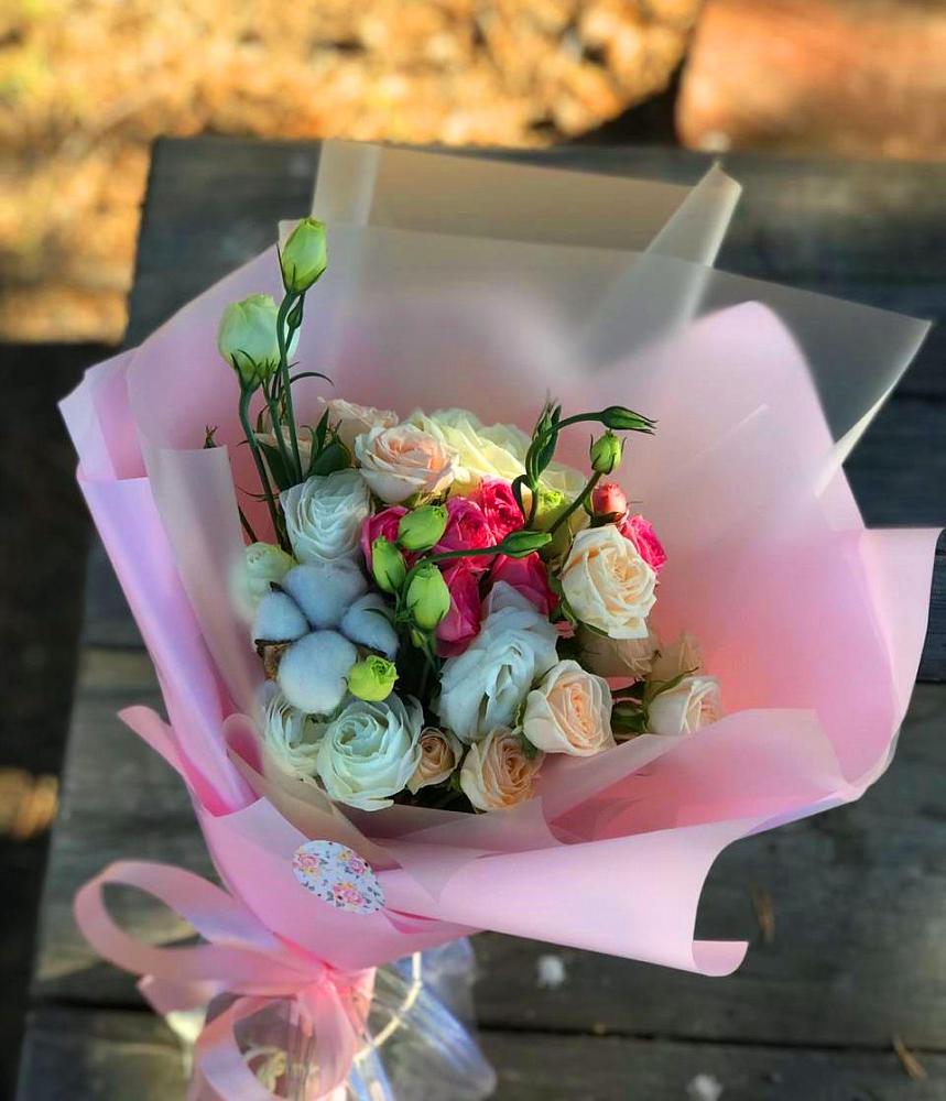 Букет цветов из: Розы и Лизиантусы в Супонево Брянская область