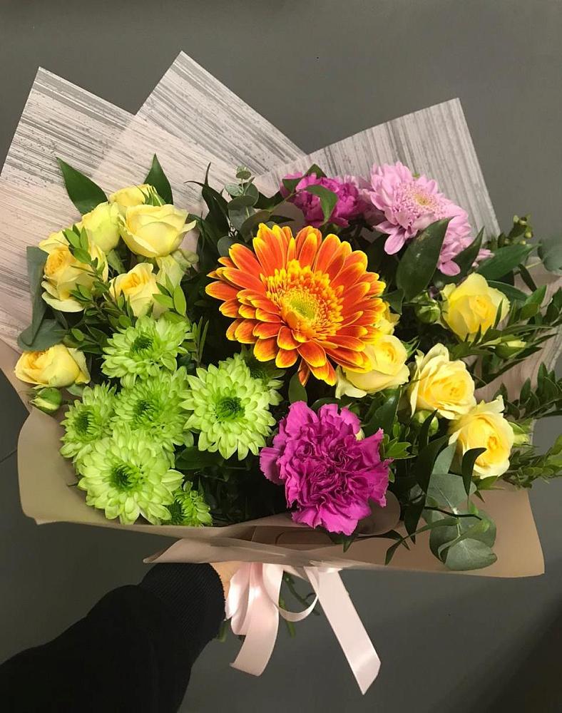 Букет цветов из: Гвоздики, Герберы, Розы и Хризантемы в Супонево Брянская область