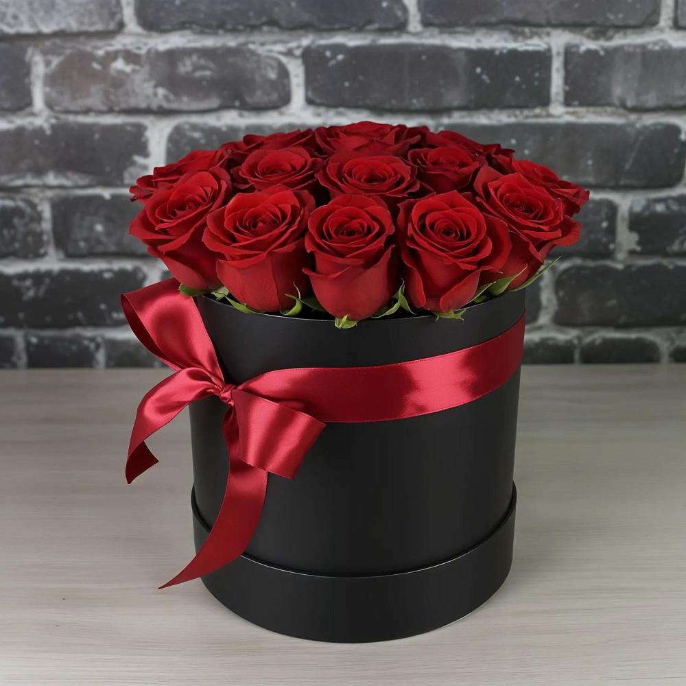 Цветочная композиция из Розы в шляпной коробке в Супонево Брянская область